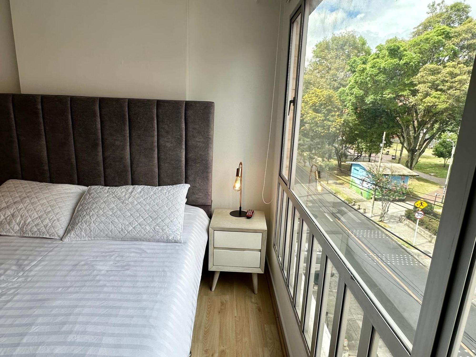 Amplios Duplex 3 Calle 109 Apartment *
