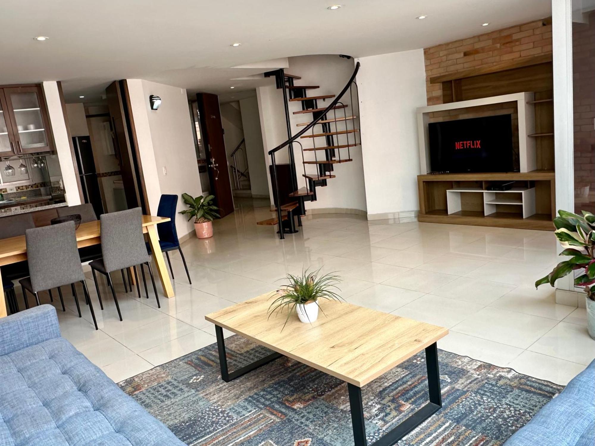 Apartment Amplios Duplex 3 Calle 109 *